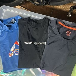 pre owned kanu surf, size M, blue shirt.body glove wet suites black shirt,grey